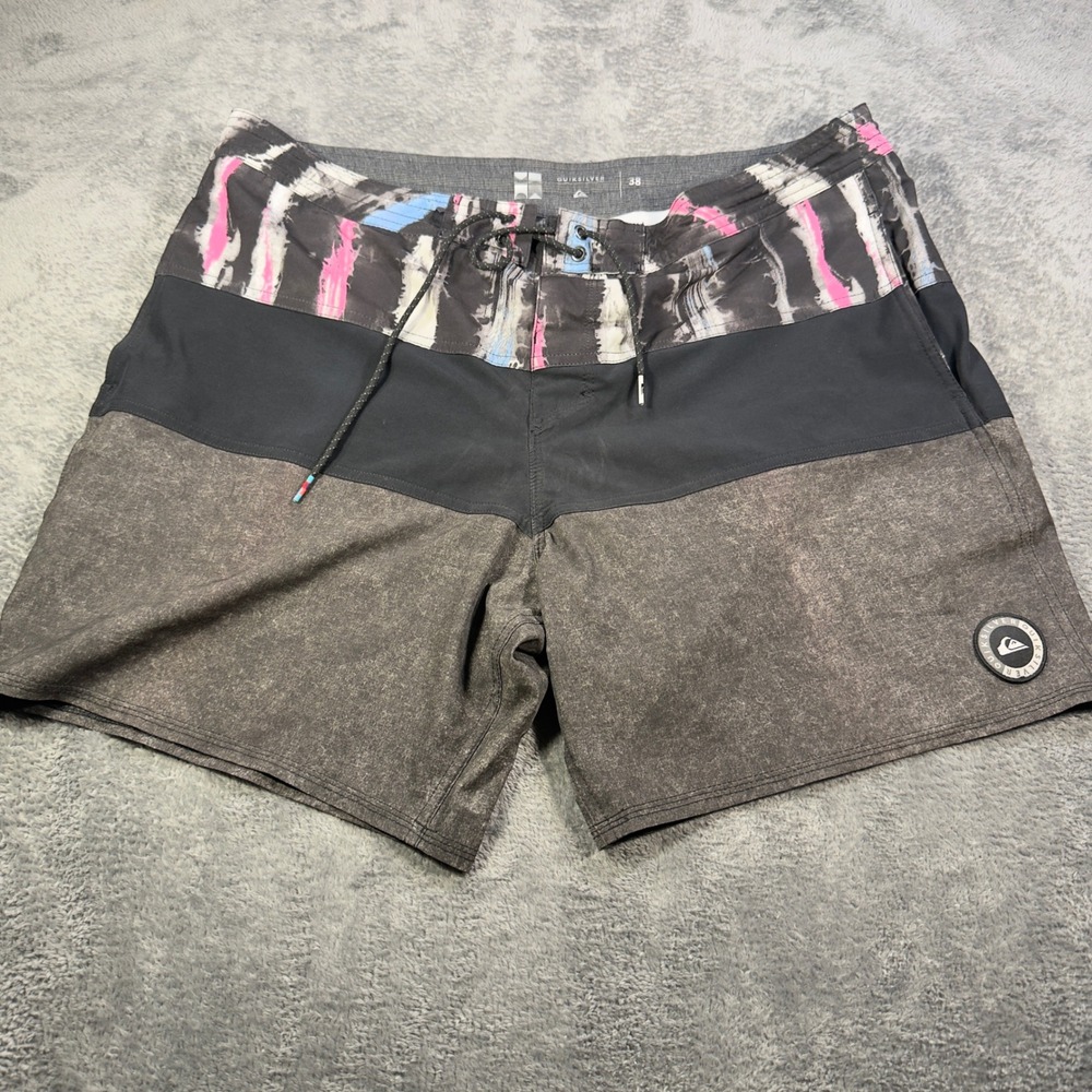 Quiksilver Mens Board Shorts Size 38 Colorblock Abstract Pink Grey Black Surf